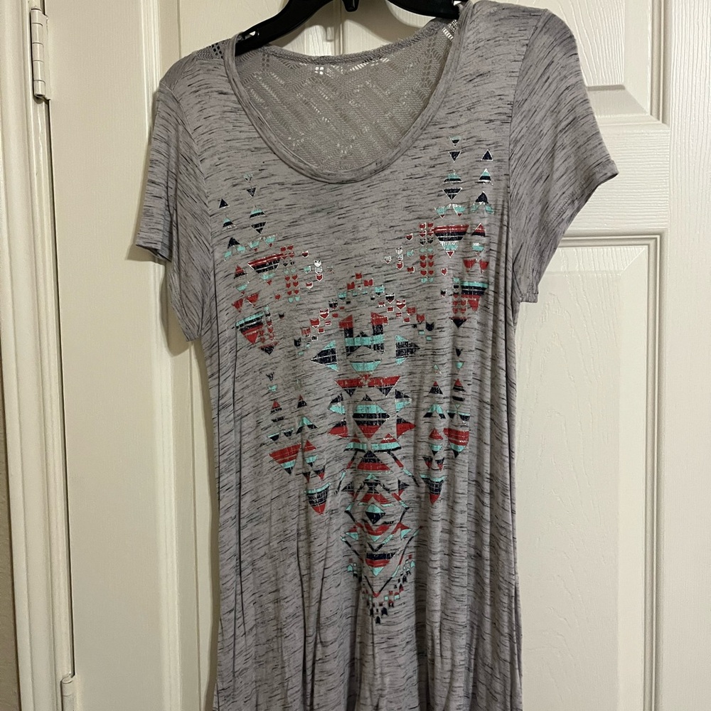New Directions Gray Graphic Tee Relaxed Fit